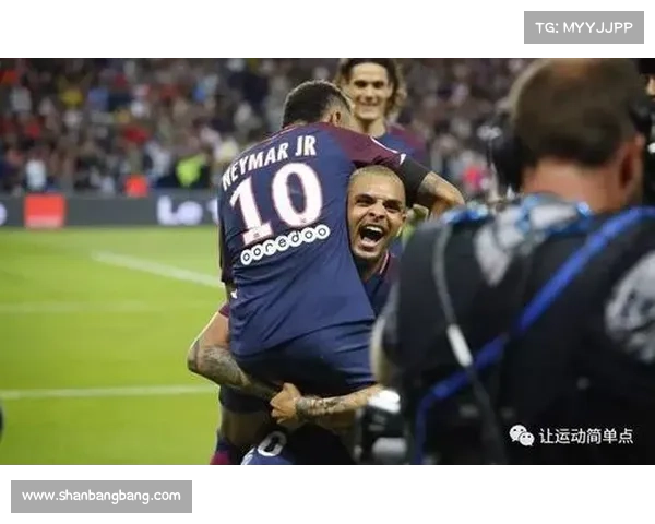 巴黎圣日耳曼重建之路如何通过战略调整提升球队整体实力